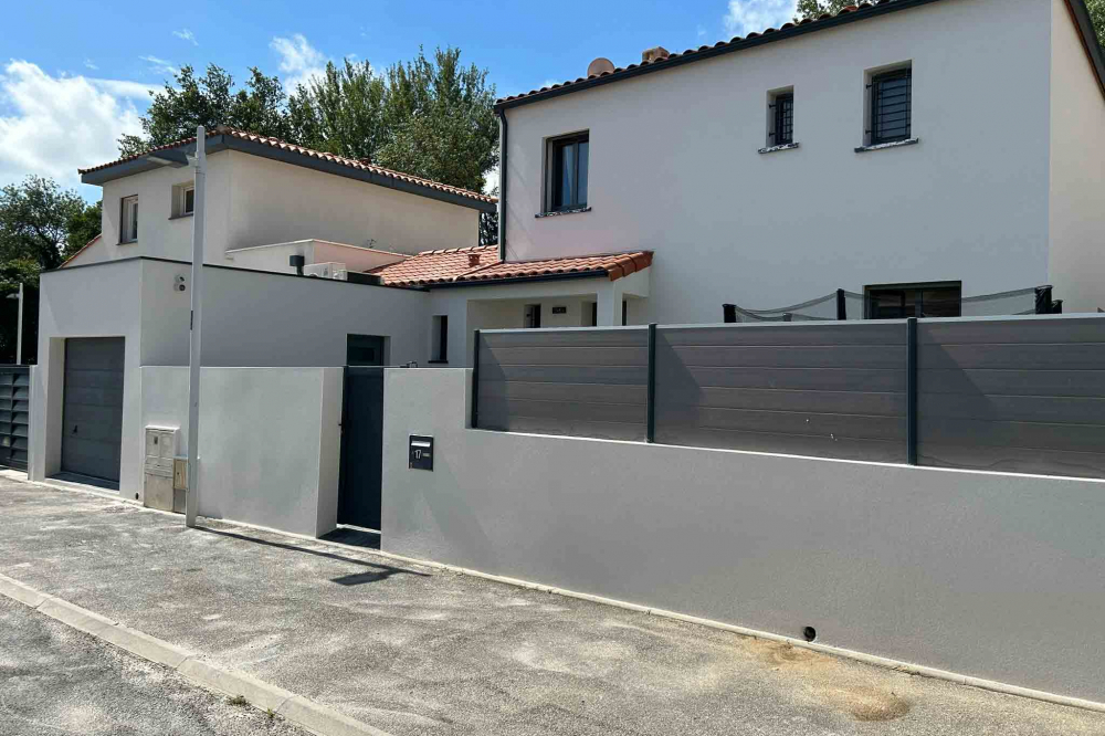 villa-moderne-a-etage-facade-rue