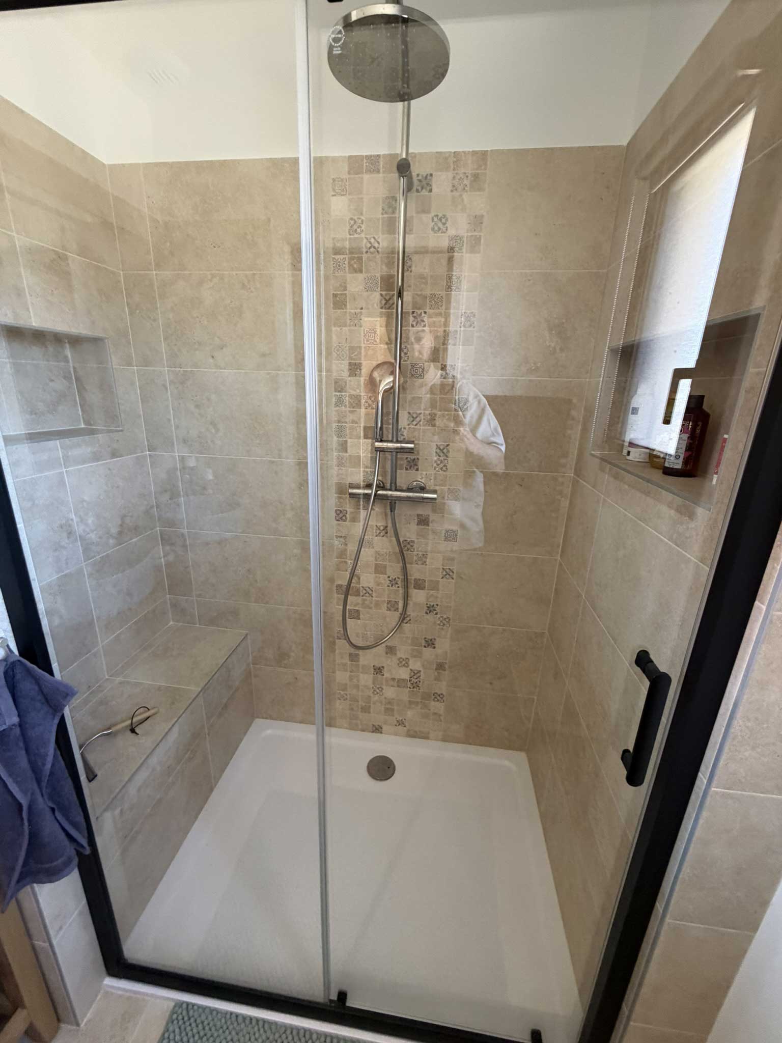 douche-paroi-de-douche
