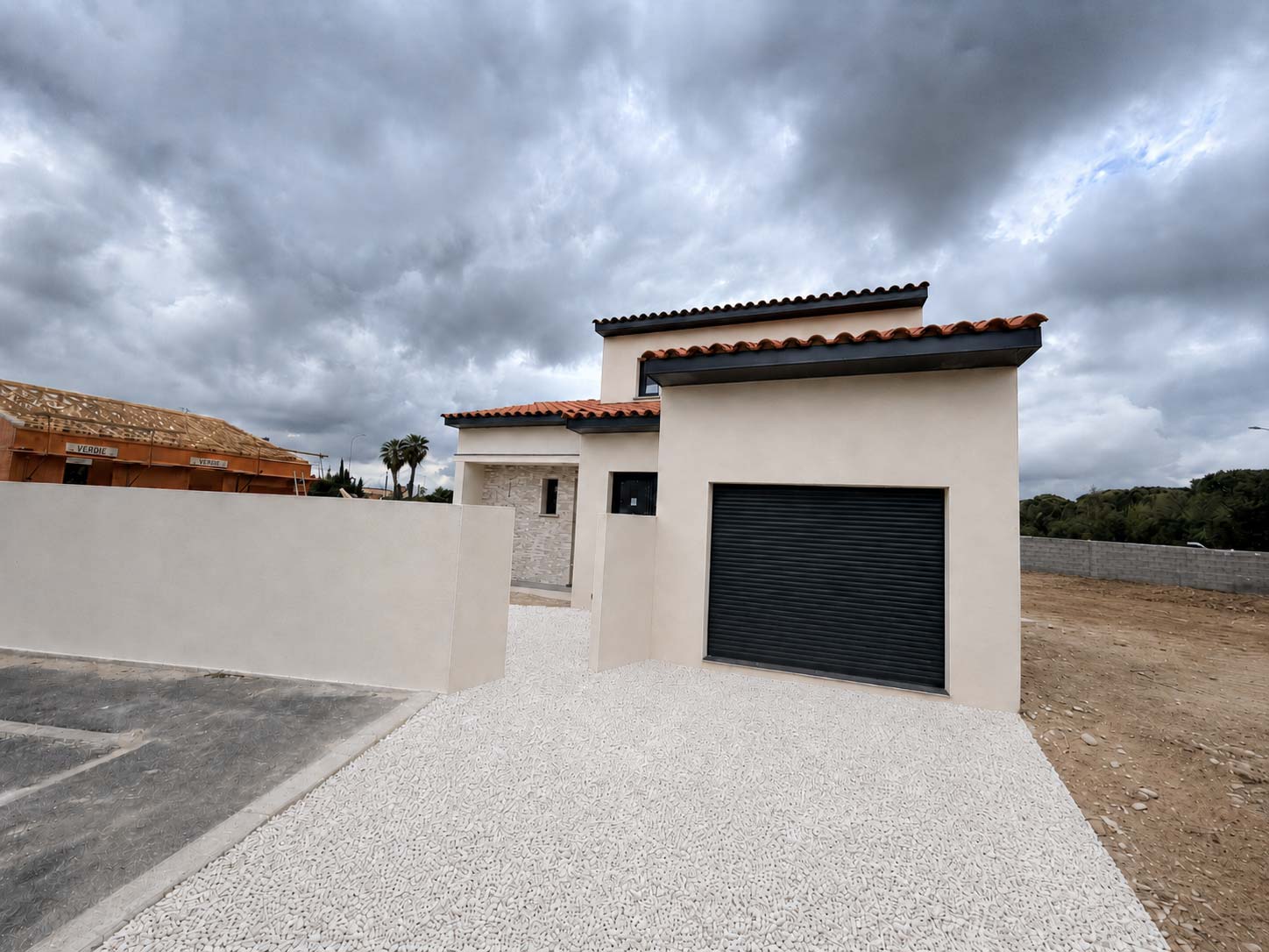 villa-facade-contemproaine